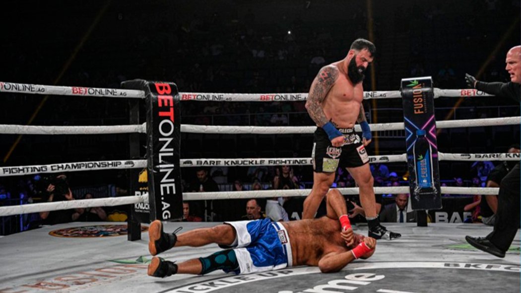 boec-mma-dzhastin-tornton-skonchalsja-posle-nokauta boec-mma-dzhastin-tornton-skonchalsja-posle-nokauta